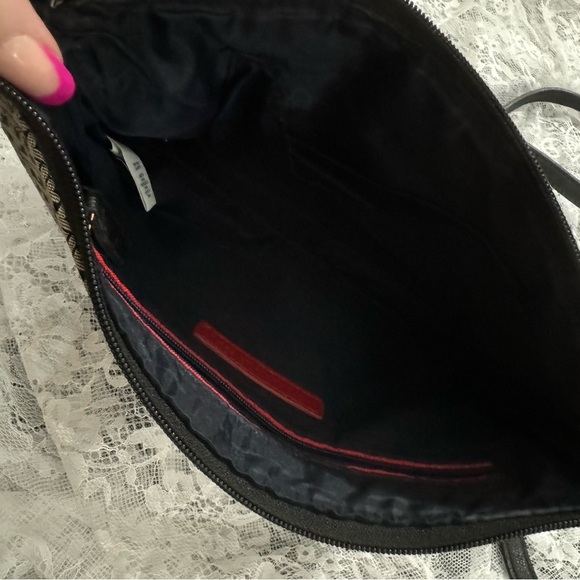 Tommy Hilfiger Canvas Crossbody Purse Bag Gold Logo Faux Leather Trim EUC Cute - Picture 15 of 15